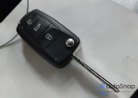 2017 Volkswagen Beetle 1.8T Se/1.8T Sel z USA, uszkodzony, nr VIN 3VWJ17AT1HM629646